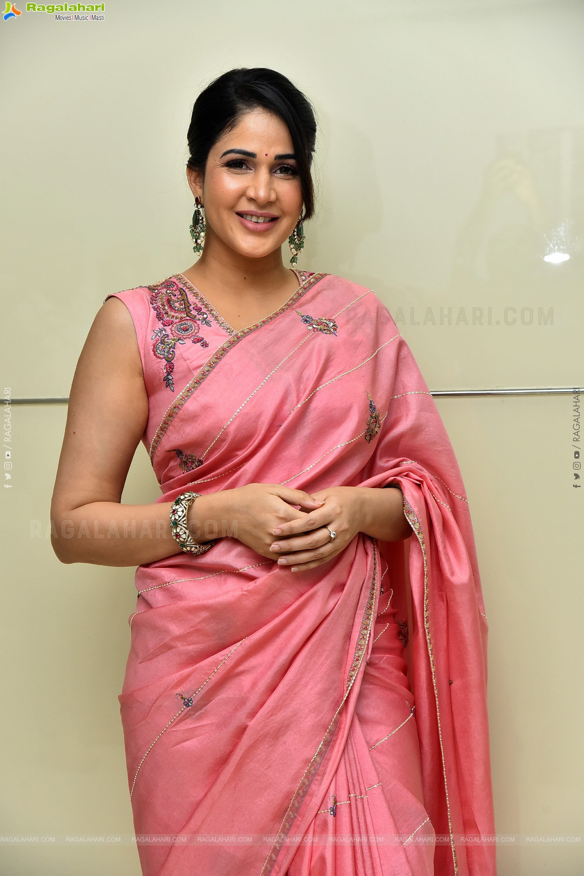 Lavanya Tripathi at Sathi Leelavathi Press Meet, HD Gallery