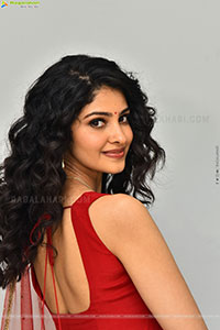 Manasa Varanasi at Couple Friendly Movie Press Meet