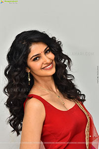 Manasa Varanasi at Couple Friendly Movie Press Meet