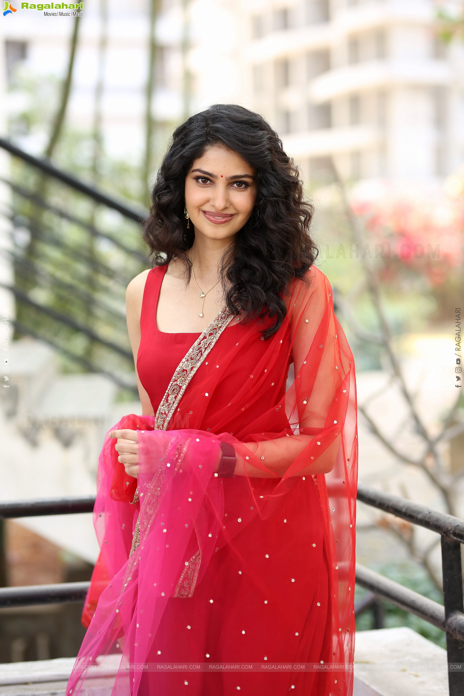 Manasa Varanasi at Couple Friendly Movie Press Meet, HD Gallery