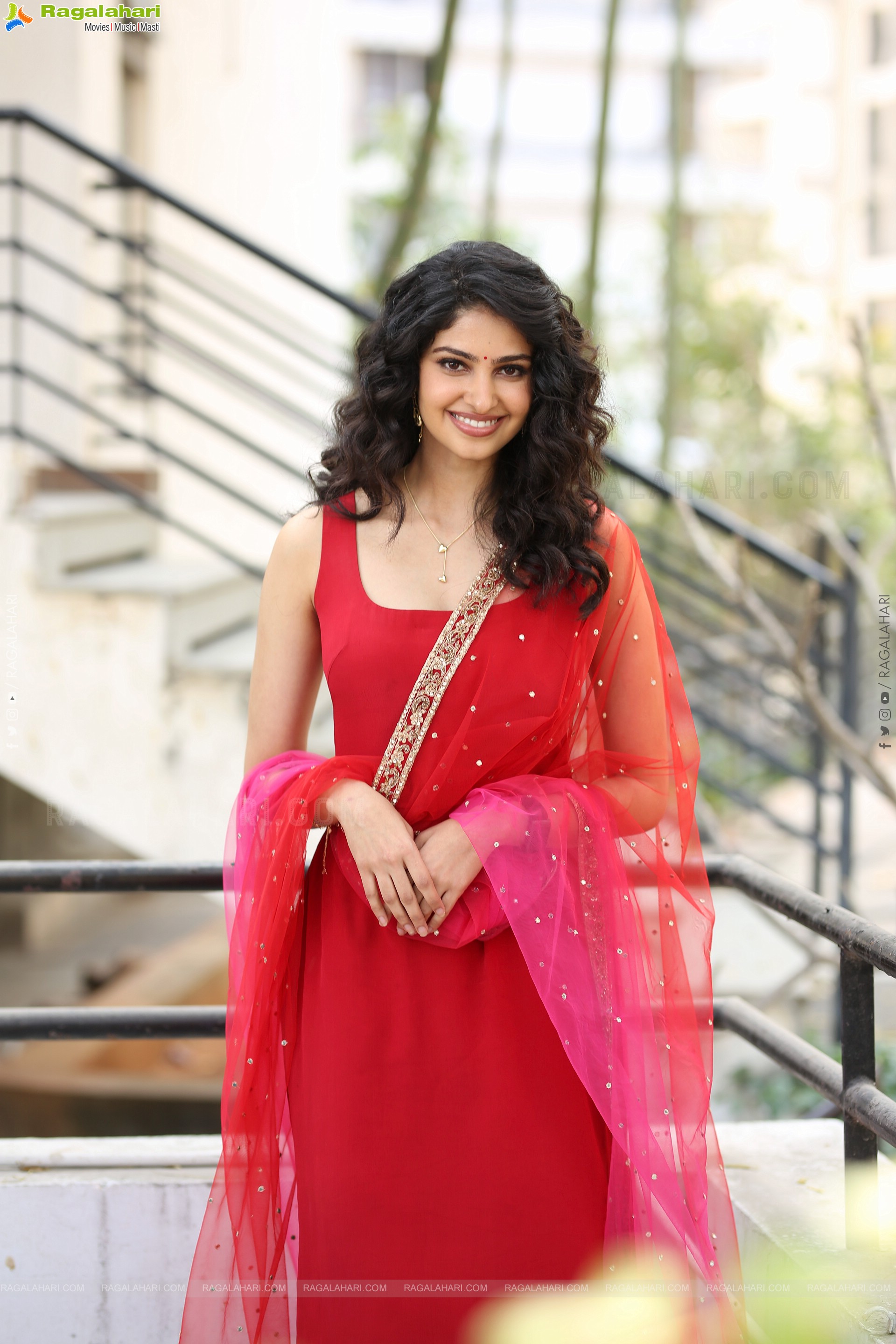 Manasa Varanasi at Couple Friendly Movie Press Meet, HD Gallery