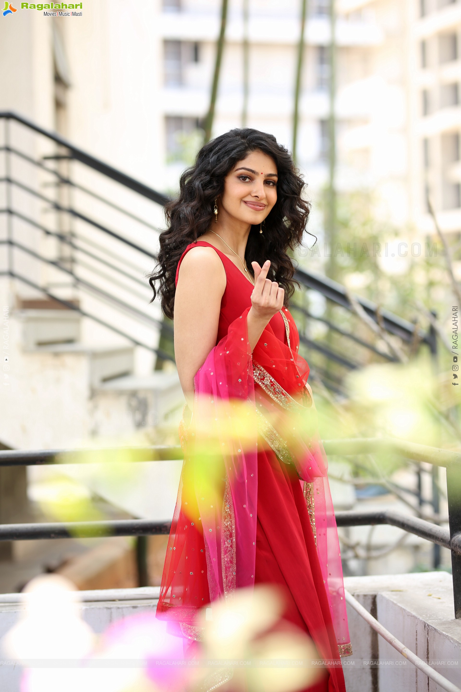 Manasa Varanasi at Couple Friendly Movie Press Meet, HD Gallery