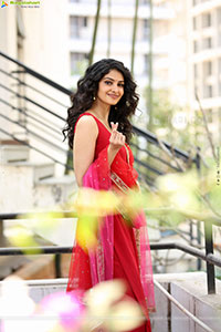 Manasa Varanasi at Couple Friendly Movie Press Meet