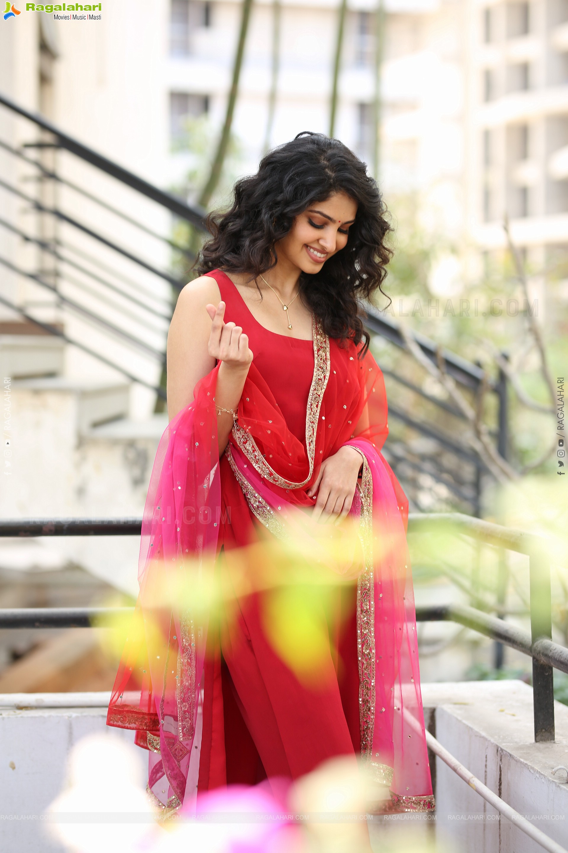 Manasa Varanasi at Couple Friendly Movie Press Meet, HD Gallery