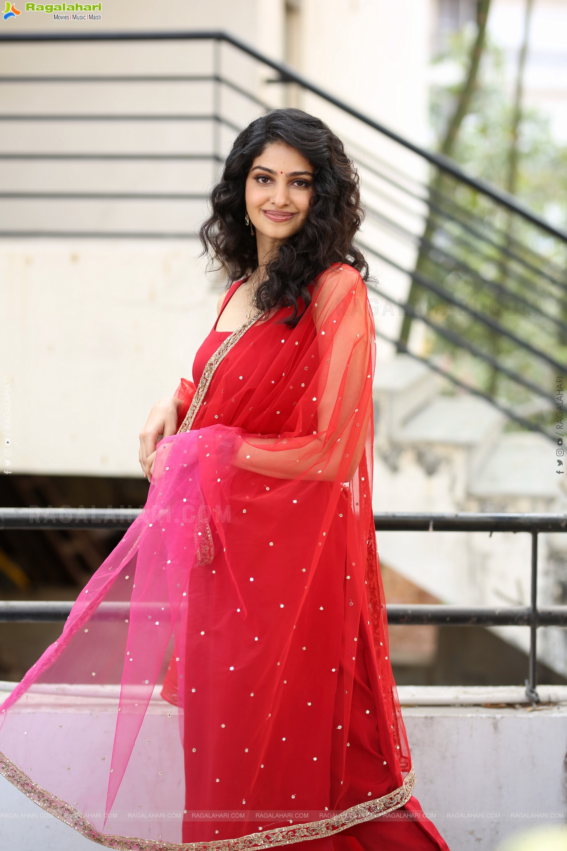 Manasa Varanasi at Couple Friendly Movie Press Meet, HD Gallery