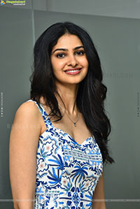 Manasa Varanasi at Couple Friendly Interview, HD Gallery