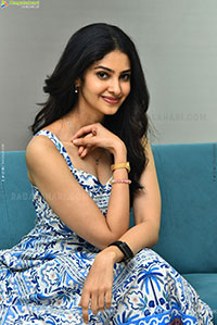 Manasa Varanasi at Couple Friendly Interview, HD Gallery