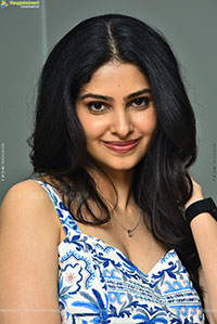 Manasa Varanasi at Couple Friendly Interview, HD Gallery