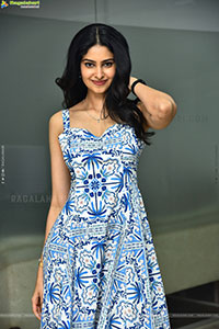 Manasa Varanasi at Couple Friendly Interview, HD Gallery