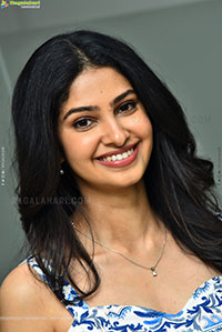 Manasa Varanasi at Couple Friendly Interview, HD Gallery