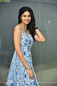 Manasa Varanasi at Couple Friendly Interview, HD Gallery