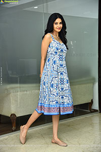 Manasa Varanasi at Couple Friendly Interview, HD Gallery