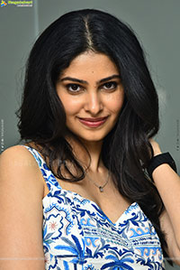 Manasa Varanasi at Couple Friendly Interview, HD Gallery