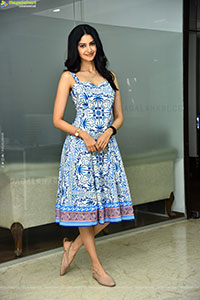 Manasa Varanasi at Couple Friendly Interview, HD Gallery