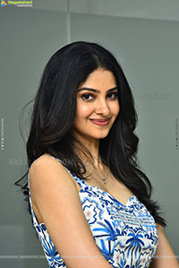 Manasa Varanasi at Couple Friendly Interview, HD Gallery