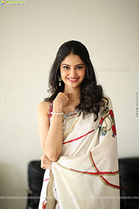 Manasa Varanasi at Couple Friendly Thanks Meet