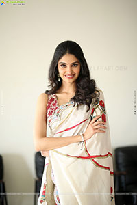 Manasa Varanasi at Couple Friendly Thanks Meet