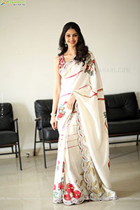 Manasa Varanasi at Couple Friendly Thanks Meet