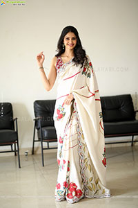 Manasa Varanasi at Couple Friendly Thanks Meet