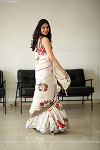 Manasa Varanasi at Couple Friendly Thanks Meet