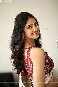 Manasa Varanasi at Couple Friendly Thanks Meet