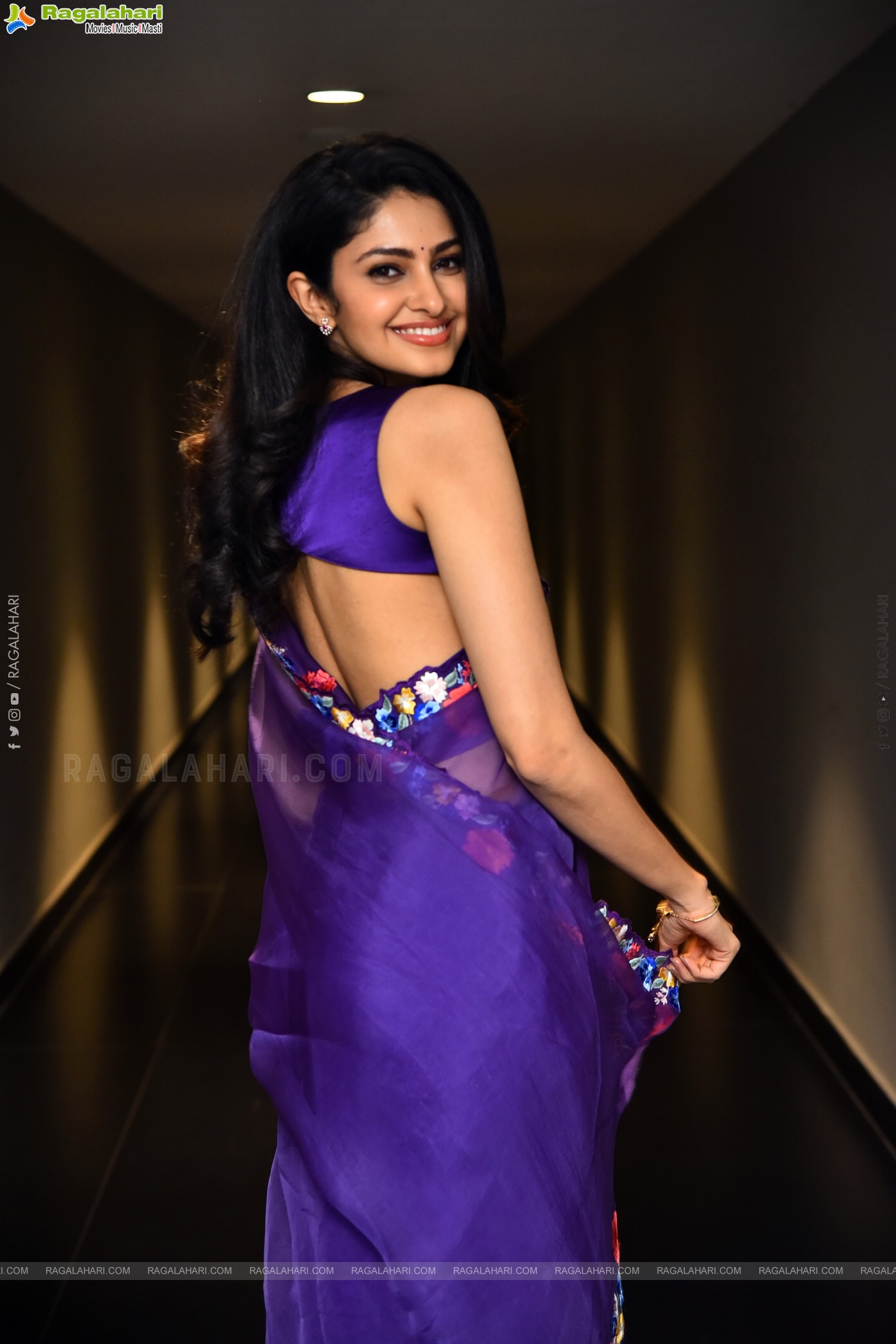 Manasa Varanasi at Couple Friendly Trailer Launch, HD Gallery