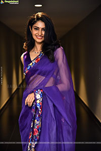 Manasa Varanasi at Couple Friendly Trailer Launch