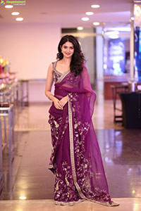 Manasa Varanasi Beautiful Stills in Saree, HD Gallery