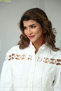 Manchu Lakshmi at Bookie Movie Press Meet