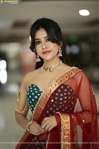 Nabha Natesh at Swayambhu Teaser Launch