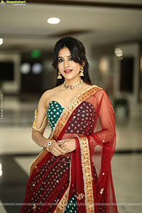 Nabha Natesh at Swayambhu Teaser Launch