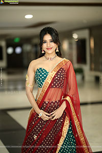 Nabha Natesh at Swayambhu Teaser Launch