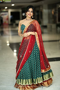 Nabha Natesh at Swayambhu Teaser Launch