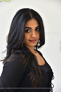 Nayan Sarika at Vishnu Vinyasam Movie Interview