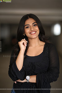 Nayan Sarika at Vishnu Vinyasam Movie Interview