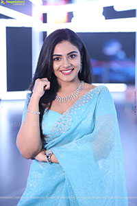 Nayan Sarika at Vishnu Vinyasam Teaser Launch Event