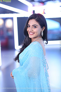 Nayan Sarika at Vishnu Vinyasam Teaser Launch Event