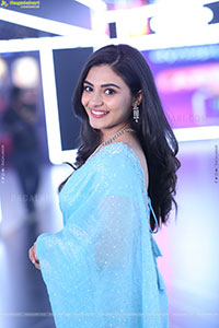 Nayan Sarika at Vishnu Vinyasam Teaser Launch Event