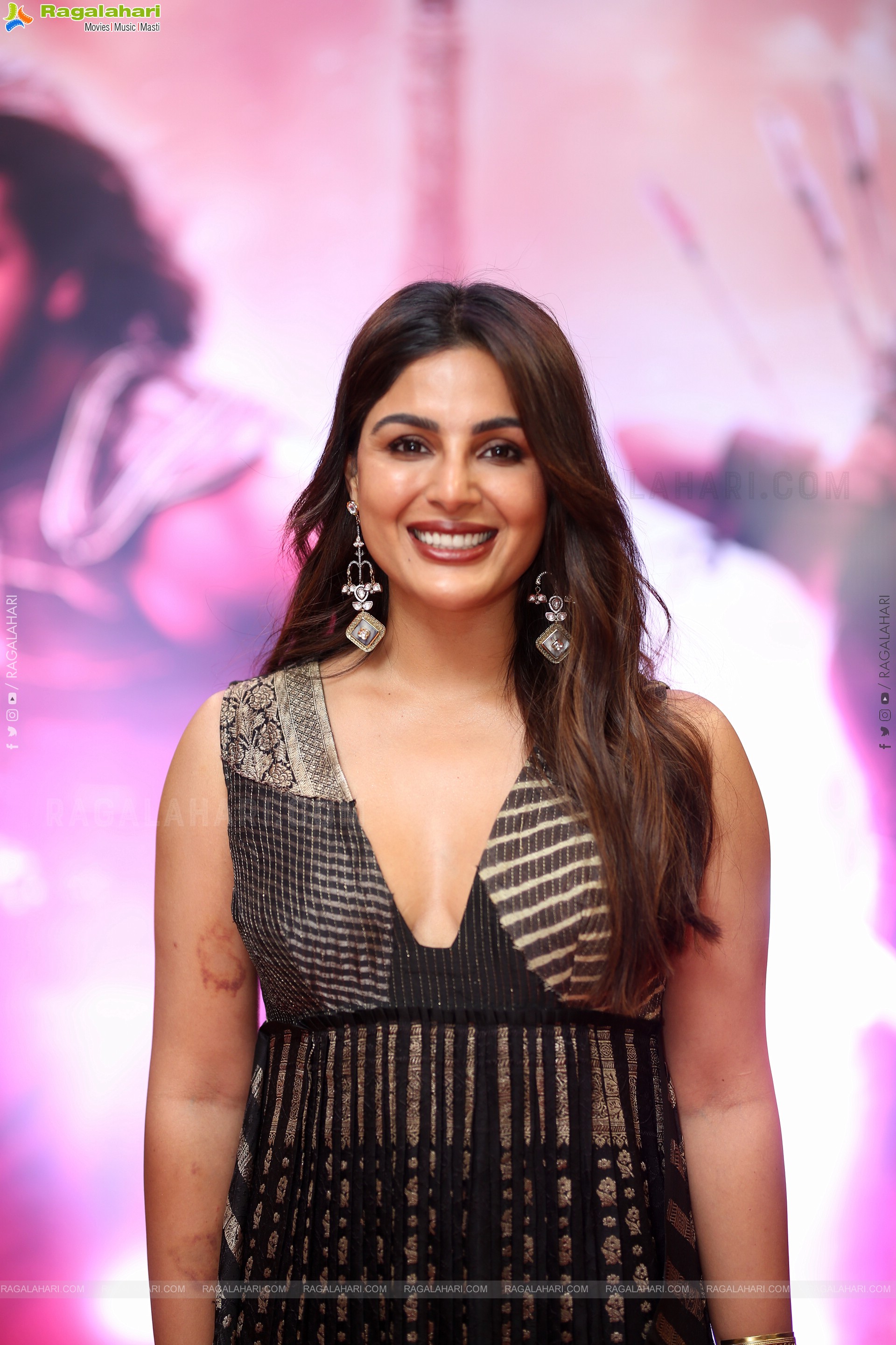 Samyuktha Menon at Swayambhu Teaser Launch, HD Gallery