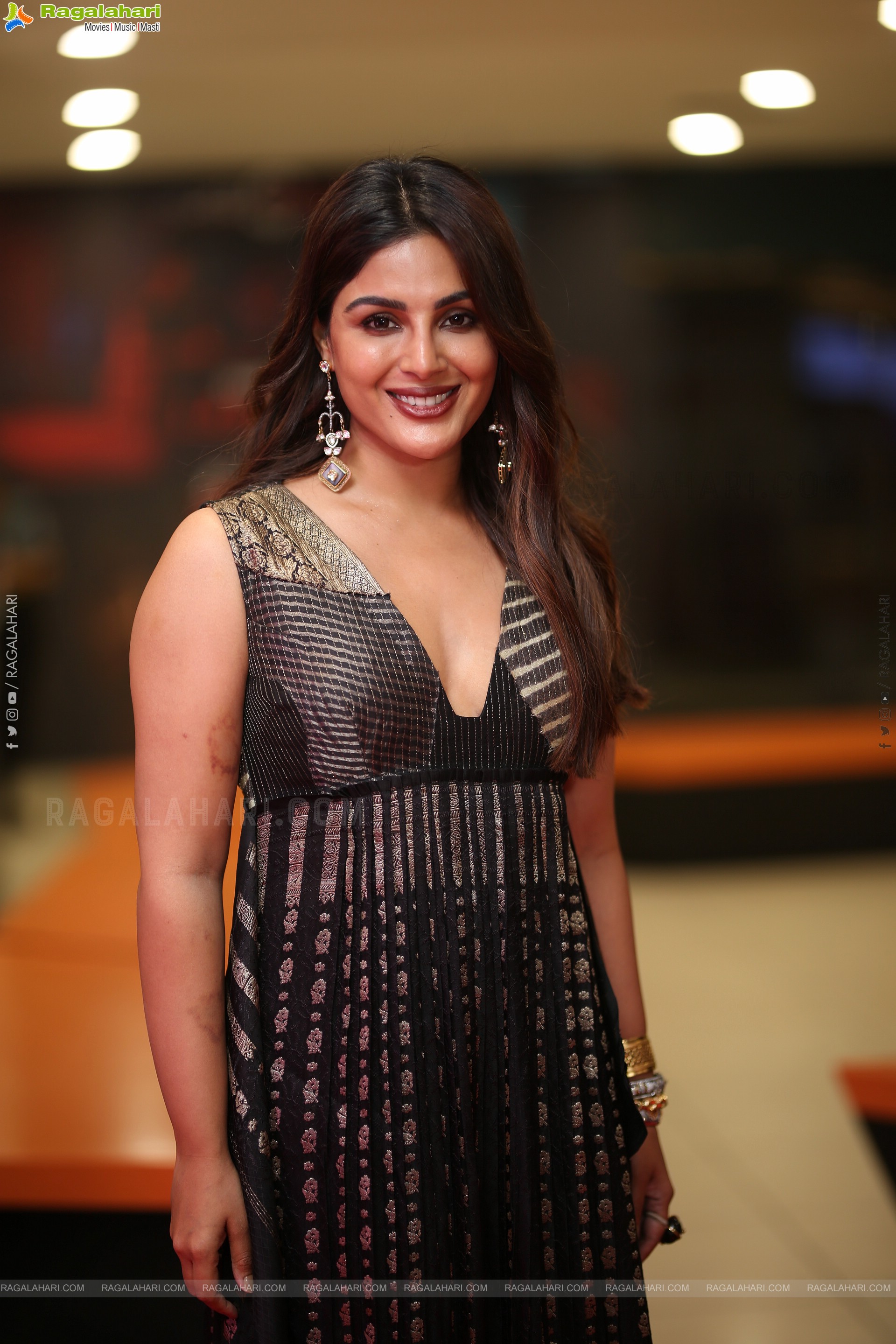 Samyuktha Menon at Swayambhu Teaser Launch, HD Gallery