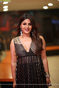 Samyuktha Menon at Swayambhu Teaser Launch, HD Gallery