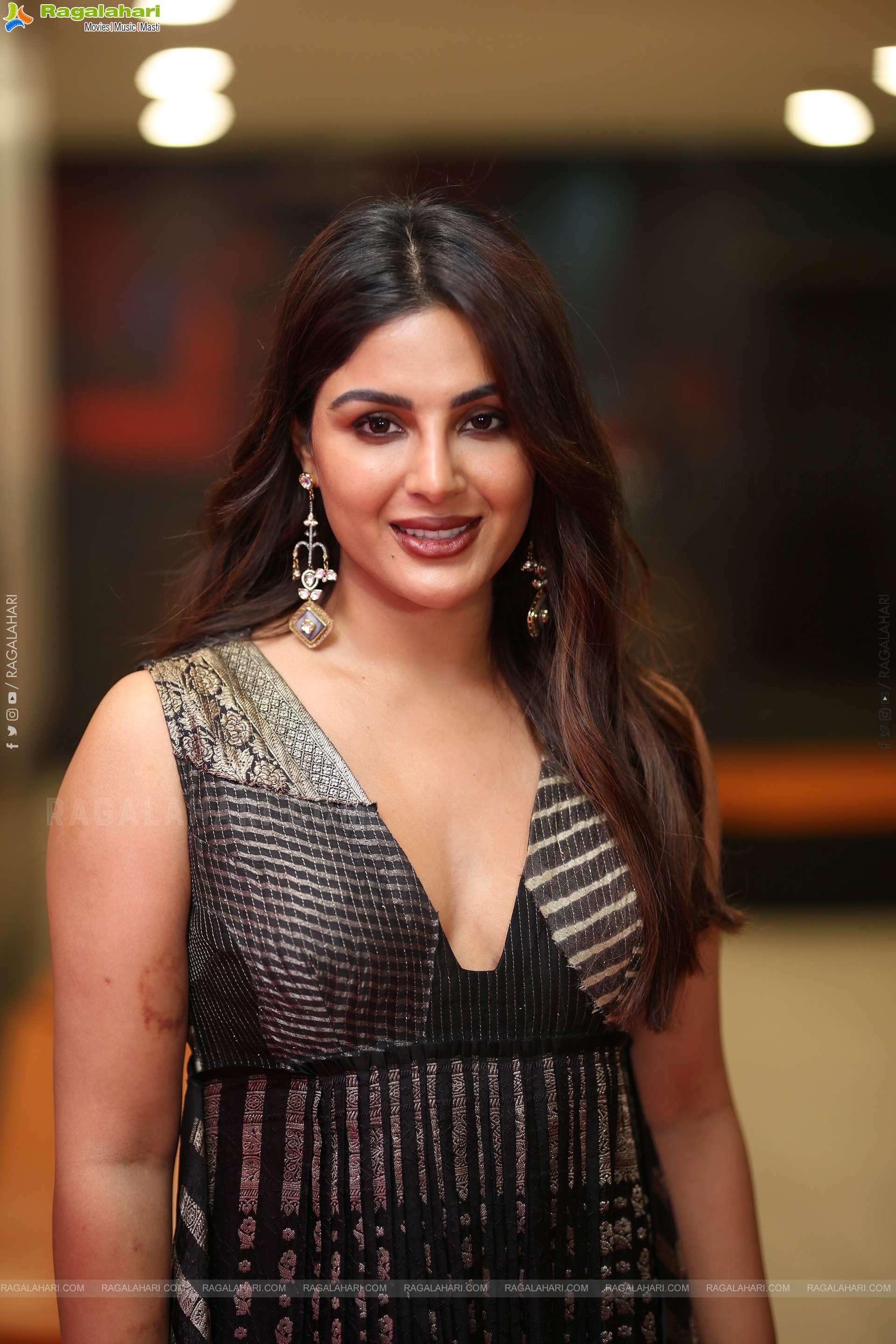 Samyuktha Menon at Swayambhu Teaser Launch, HD Gallery