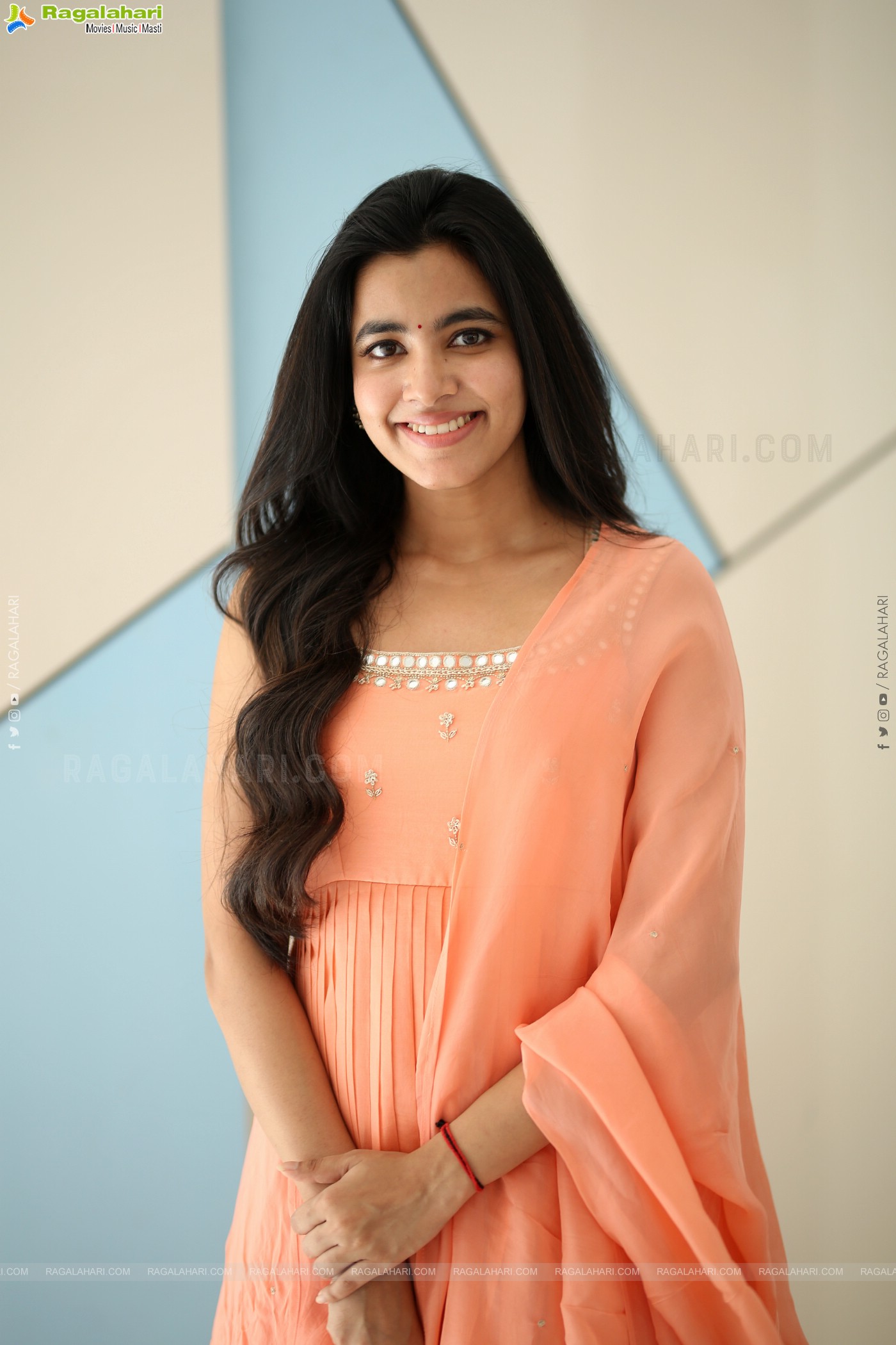 Shivani Nagaram at Hey Balwanth Movie Interview, HD Gallery