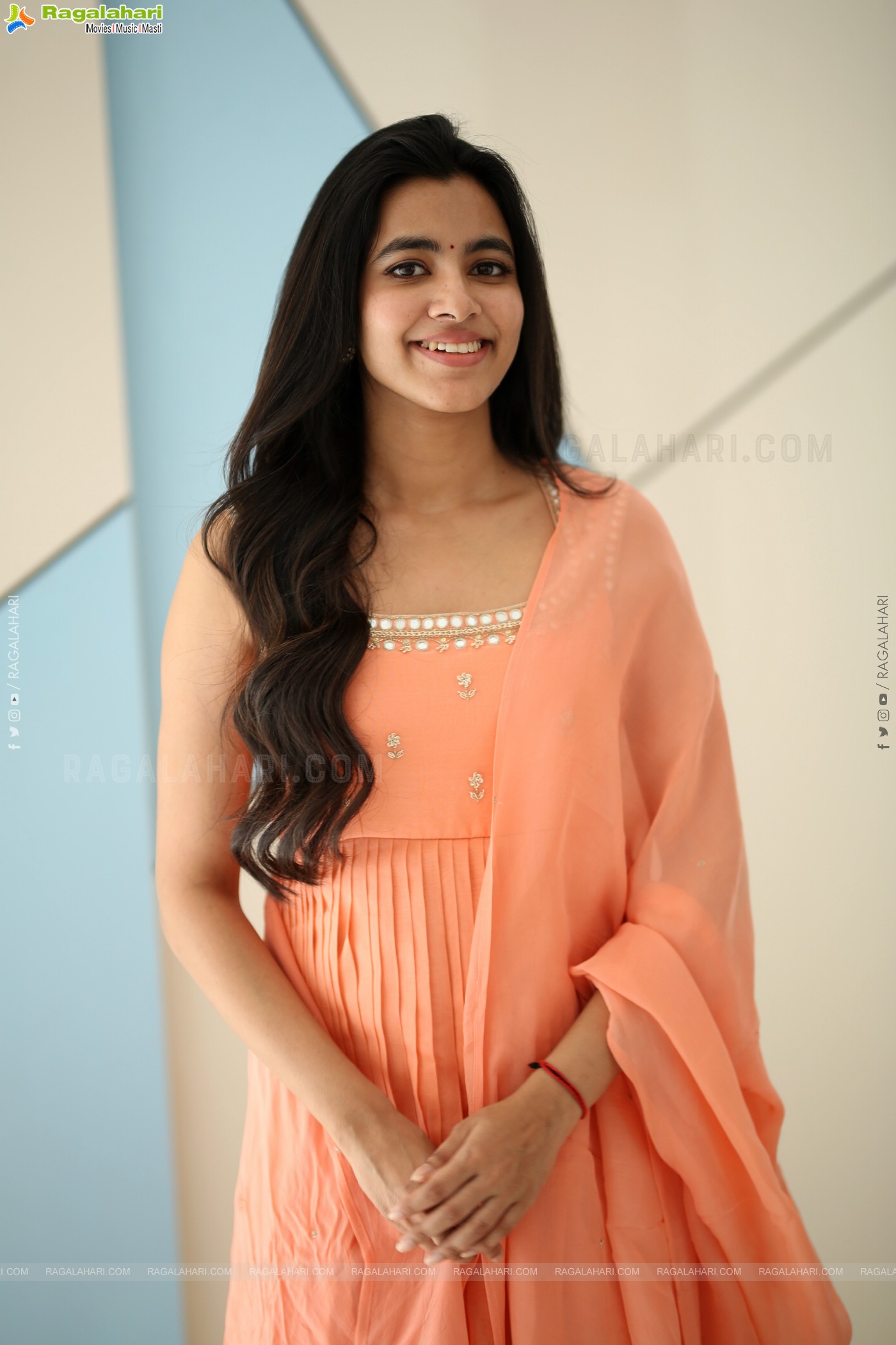 Shivani Nagaram at Hey Balwanth Movie Interview, HD Gallery