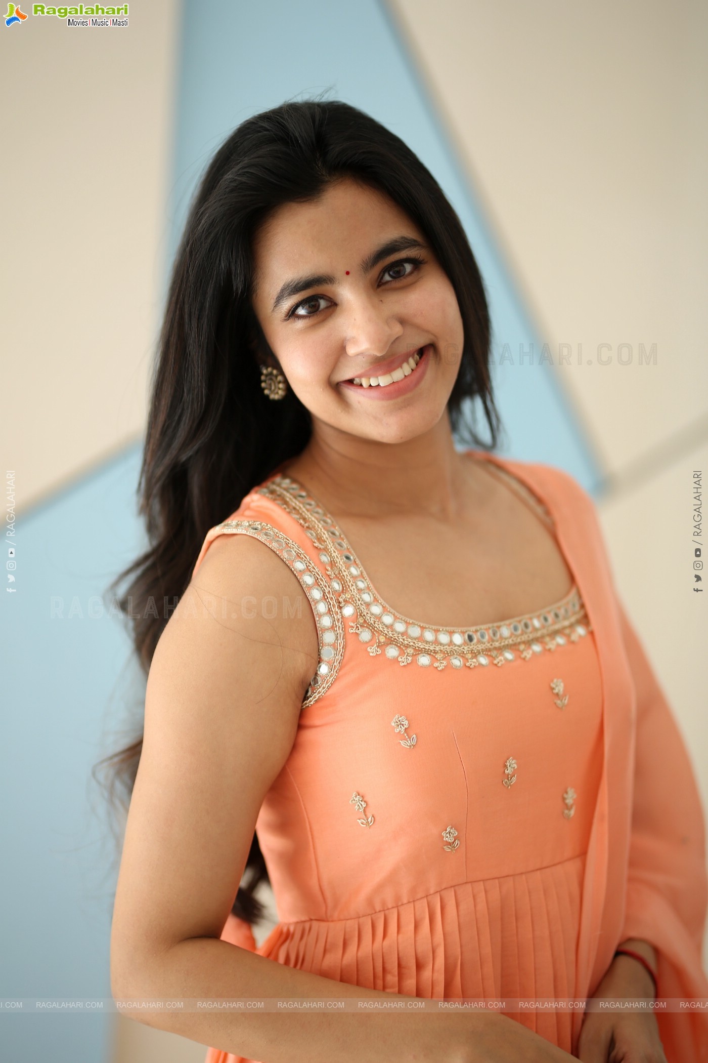 Shivani Nagaram at Hey Balwanth Movie Interview, HD Gallery