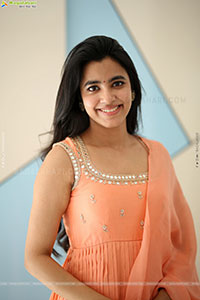 Shivani Nagaram at Hey Balwanth Movie Interview