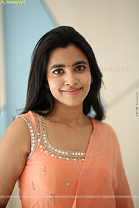 Shivani Nagaram at Hey Balwanth Movie Interview