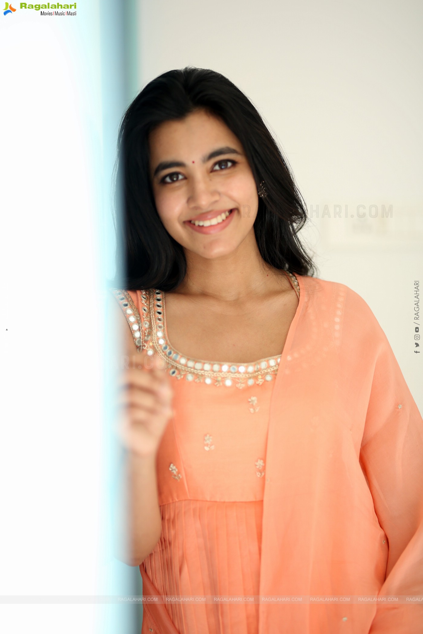 Shivani Nagaram at Hey Balwanth Movie Interview, HD Gallery