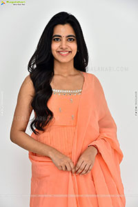 Shivani Nagaram at Hey Balwanth Movie Interview