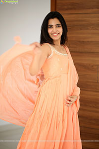 Shivani Nagaram at Hey Balwanth Movie Interview